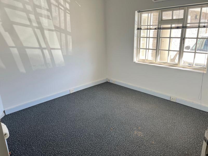 To Let commercial Property for Rent in Walmer Eastern Cape